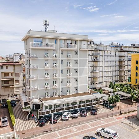 Hotel Gardenia Lido di Jesolo Exteriör bild