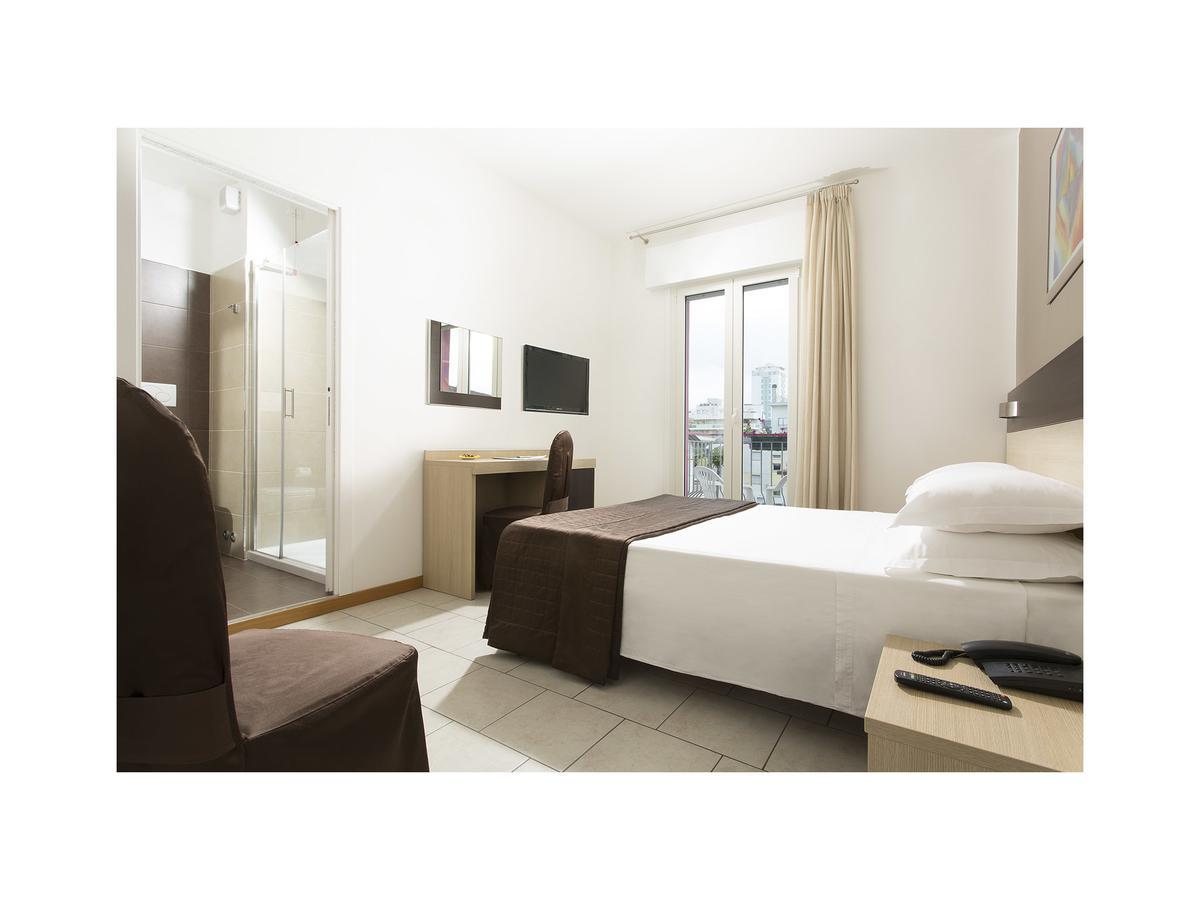 Hotel Gardenia Lido di Jesolo Exteriör bild